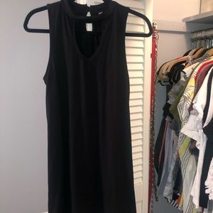 ☆ black v cut out shift dress ☆